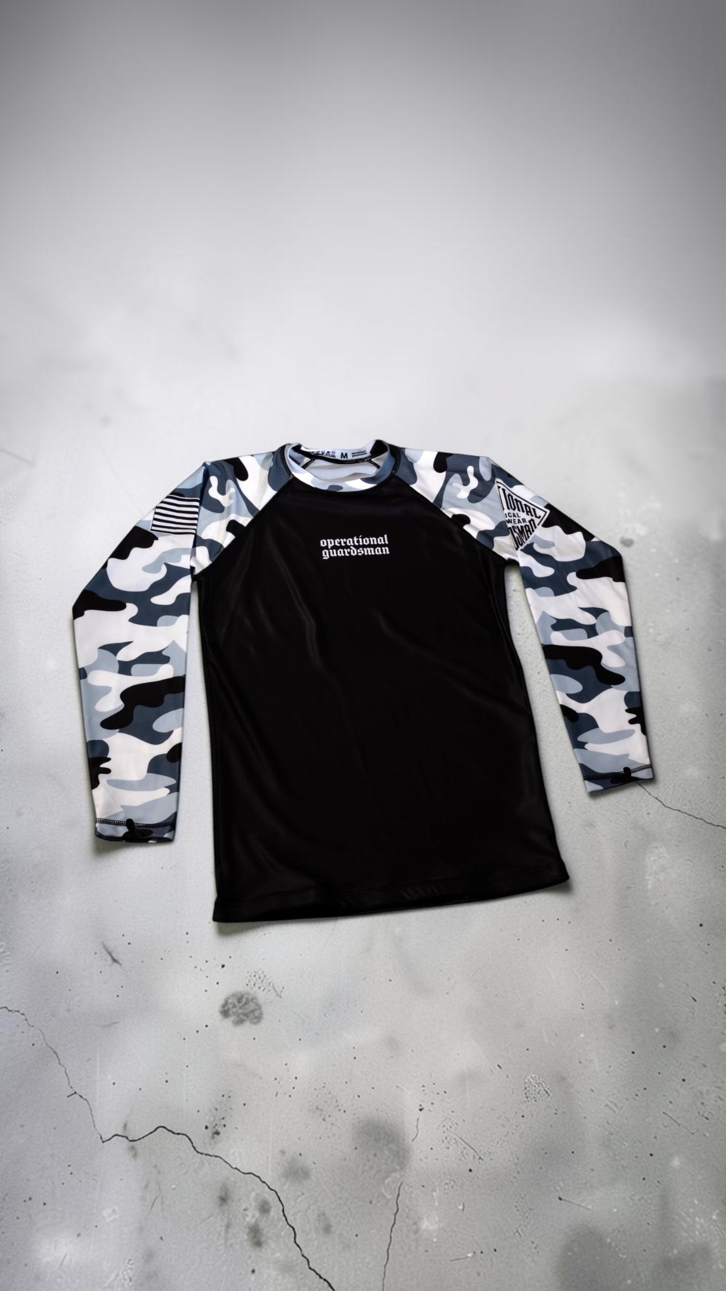 NEVER ALONE LS-RASHGUARD